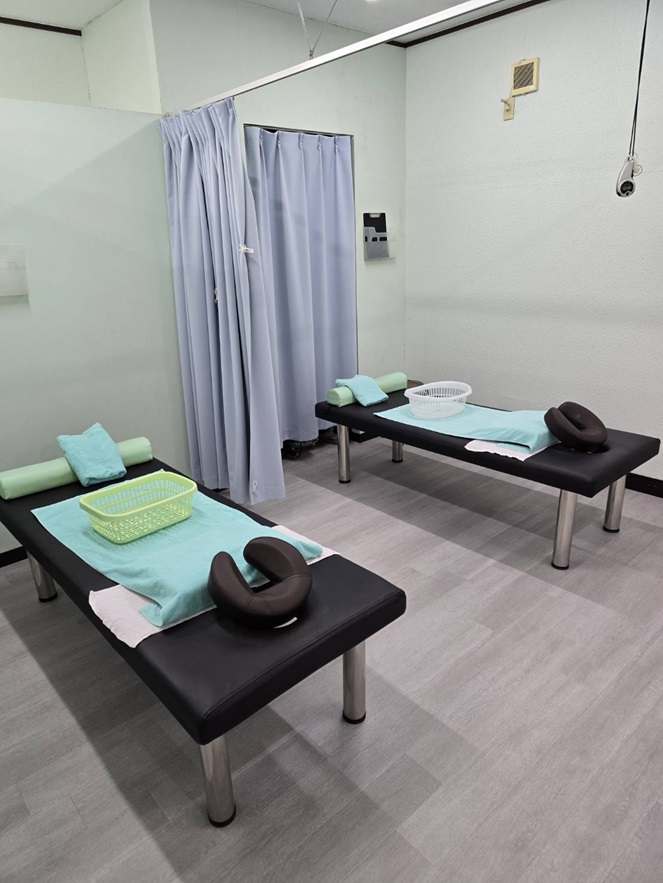 くらら鍼灸整骨院 うるま市石川伊波院・内観１