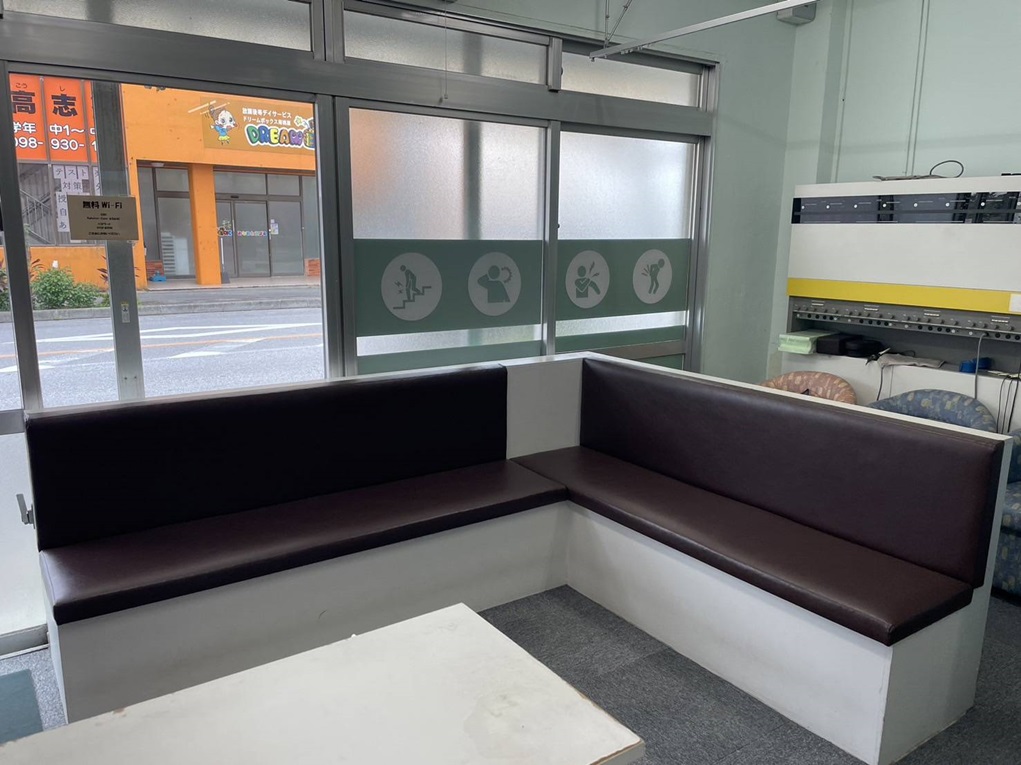 くらら鍼灸整骨院 沖縄市南桃原院・内観３