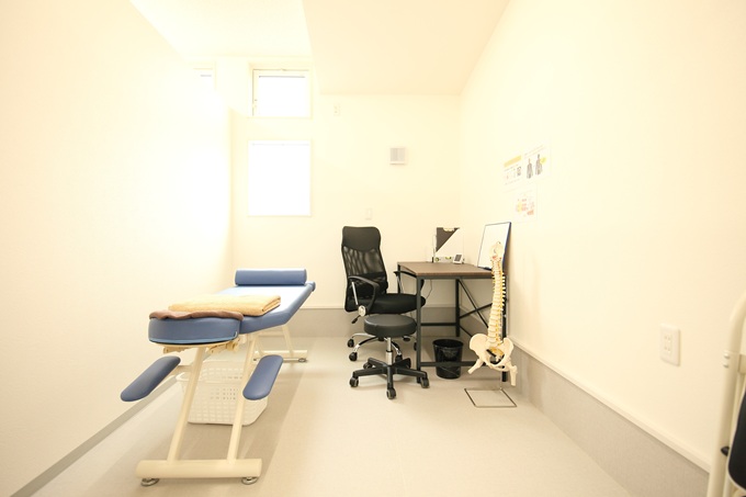 岩切A&Y接骨院・内観１