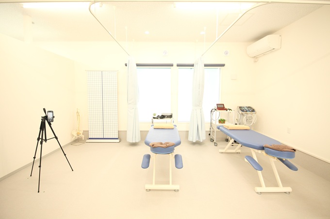 岩切A&Y接骨院・内観２