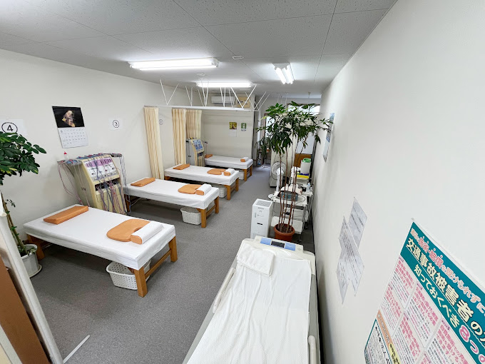 泉の杜整骨院・内観２