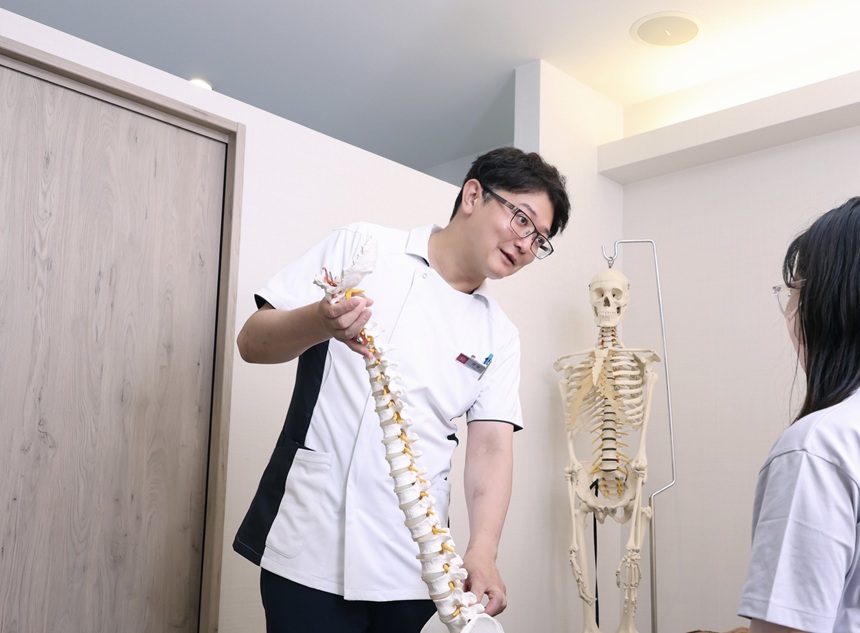 整骨植田リアライメント治療院・内観２