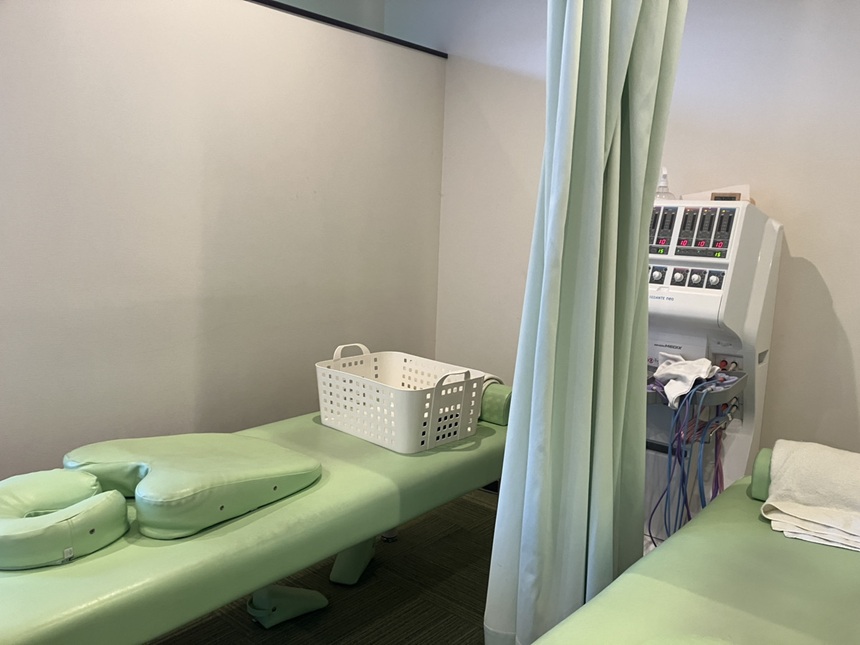 にしびわじま接骨院・内観２